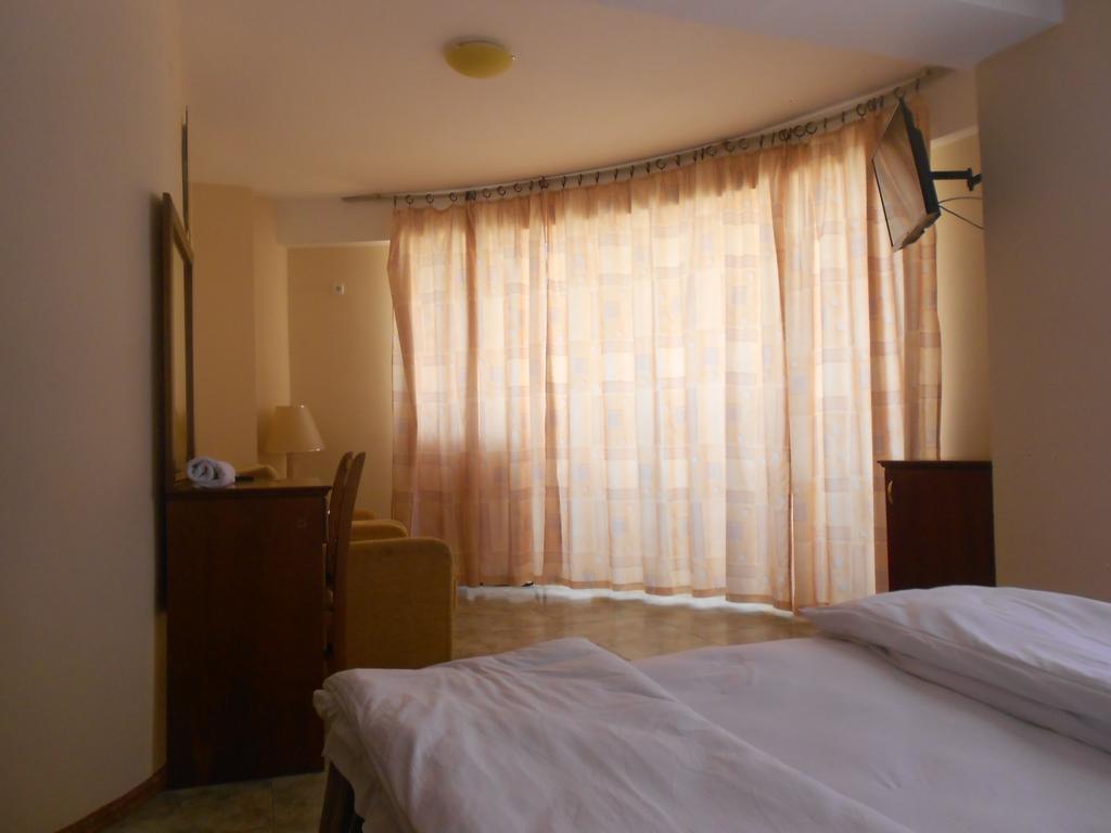 Montenegrin Inn Ohrida Exterior foto