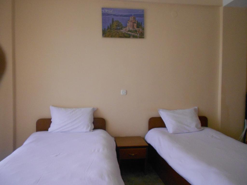 Montenegrin Inn Ohrida Exterior foto